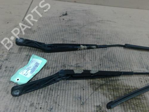 Front windshield wiper arm VW GOLF VI (5K1) 1.4 | BP27641662C143 
