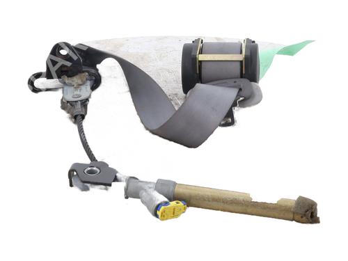 Used Rear left seatbelt Rear left seatbelt RENAULT MEGANE I Classic (LA0/1_) 1.4 16V (LA0D, LA1H, lA0W, LA10) (95 hp) 26184645 26184645