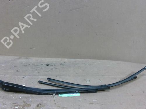 Used Front windshield wiper arm PEUGEOT 307 (3A/C) 1.4 HDi (68 hp) 30882833