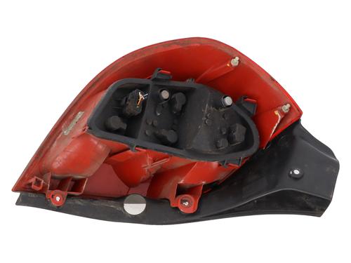Right taillight RENAULT CLIO III (BR0/1, CR0/1) 1.2 16V (BR02, BR0J, BR11, CR02, CR0J, CR11) | BP27266599C35 