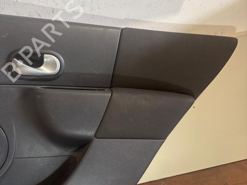 Bageste højre beklædning Bageste højre beklædning RENAULT MODUS / GRAND MODUS (F/JP0_) 1.5 dCi (FP0F, JP0F) (86 hp) 36955721 36955721