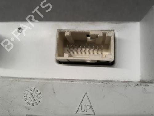 Instrument cluster PEUGEOT 308 II (LB_, LP_, LW_, LH_, L3_) 1.6 HDi 100 | BP21663431C47 