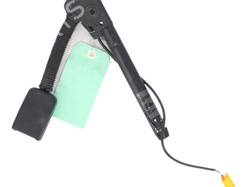 Sikkerhedssele-spænde Sikkerhedssele-spænde FORD FUSION (JU_) 1.4 TDCi (68 hp) 33945657 33945657