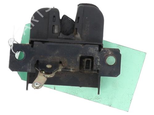 Used Tailgate lock VW GOLF IV (1J1) 1.9 TDI (90 hp) 28589616