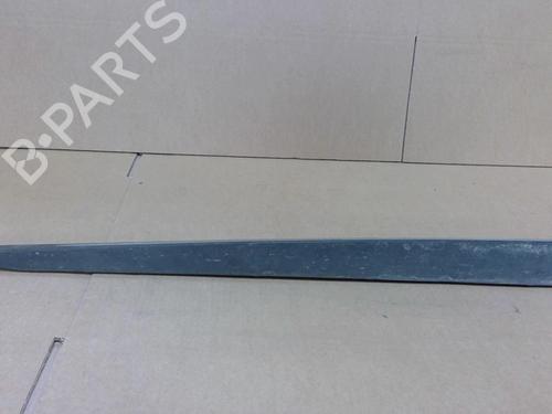 Used Door moulding trim RENAULT CLIO IV (BH_) 1.5 dCi 75 (75 hp) 29041867