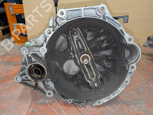 Used Gearbox Gearbox MINI MINI COUNTRYMAN (R60) Cooper D ALL4 (112 hp) 36480864 36480864