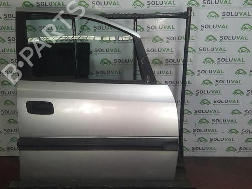 Used Right front door OPEL ZAFIRA A MPV (T98) 2.2 DTI 16V (F75) (125 hp) 22001014