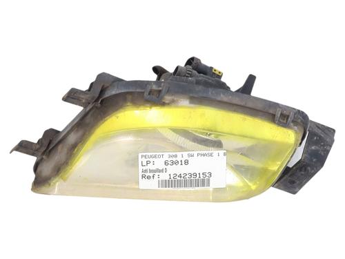 Used Right front fog light Right front fog light PEUGEOT 308 SW I (4E_, 4H_) 1.6 HDi (109 hp) 34000174 34000174