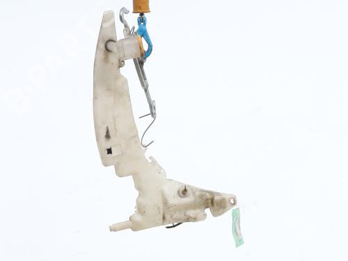 windscreen-washer-tank-ford-focus-i-turnier-dnw-1999-2000-2001-2002-2003-2004-2005-2006-2007-28429850 main image