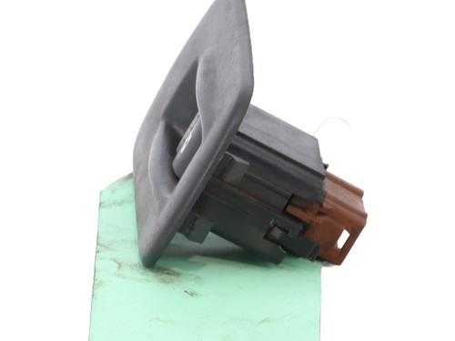 Right front window switch RENAULT TRAFIC II Van (FL) 1.9 dCi 80 (FL0B) | BP29840454I26