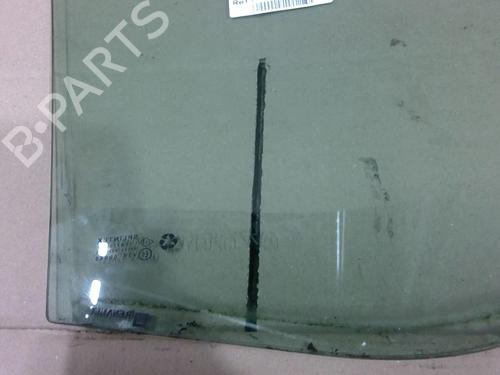 front-left-quarter-glass-renault-trafic-ii-bus-jl-2001-31888338 main image