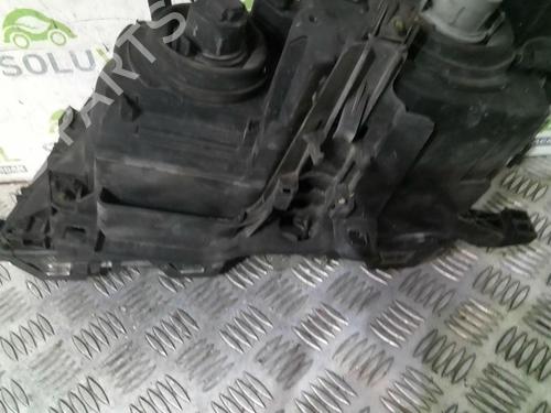 Right headlight BMW 3 (E46) 320 d | BP20357957C29 