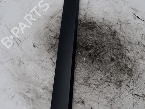 Friso da porta Friso da porta RENAULT MEGANE II Estate (KM0/1_) [2003-2012] 33803682 33803682