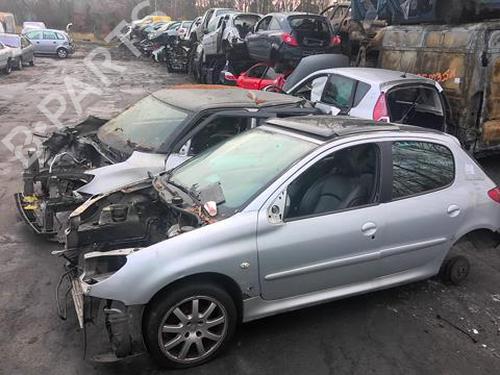 Steering column stalk PEUGEOT 206 Hatchback (2A/C) 2.0 HDI 90 | BP31365857I23 