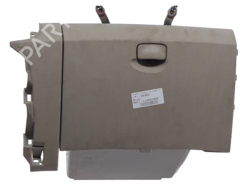 Used Glove box RENAULT SCÉNIC II (JM0/1_) 1.5 dCi (JM1E, JM16) (106 hp) 30147681