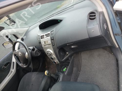 Left taillight TOYOTA YARIS (_P9_) 1.4 D-4D (NLP90_, NLP90R) | BP31206506C34 