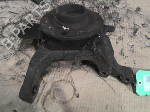 Used Left front steering knuckle OPEL ZAFIRA / ZAFIRA FAMILY B (A05) 1.9 CDTI (M75) (100 hp) 29919720