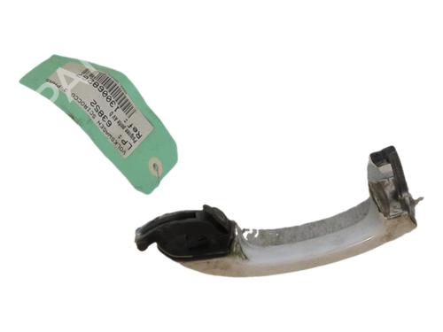Used Front right exterior door handle Front right exterior door handle 38258066 38258066
