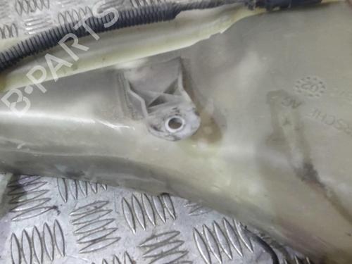 windscreen-washer-tank-porsche-cayenne-9pa-s-45-95552870400-2002-2003-2004-2005-2006-2007-2008-2009-2010-20361857 main image