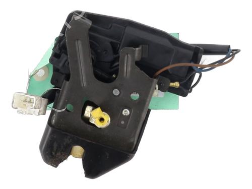 Used Tailgate lock Tailgate lock DAEWOO NUBIRA Saloon (J200) 1.6 (109 hp) 28589569 28589569