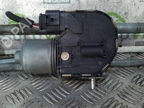 Used Front wiper motor VW GOLF VI (5K1) 1.4 (80 hp) 22003922