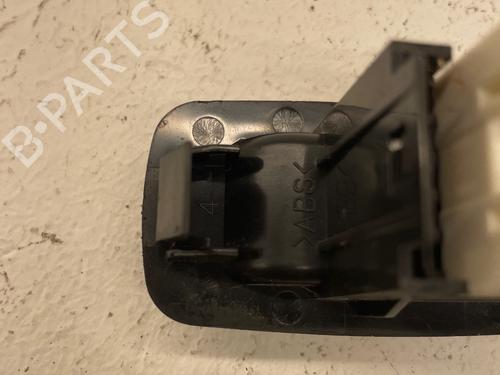 Højre bagtil elrude kontakt Højre bagtil elrude kontakt TOYOTA RAV 4 II (_A2_) 2.0 D 4WD (CLA20_, CLA21_, CLA20R, CLA21R) (116 hp) 36761267 36761267