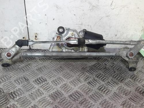 Front wiper motor TOYOTA YARIS VERSO (_P2_) 1.3 (NCP20_, NCP22_, NCP20R, NCP22R) | BP21817618M29 