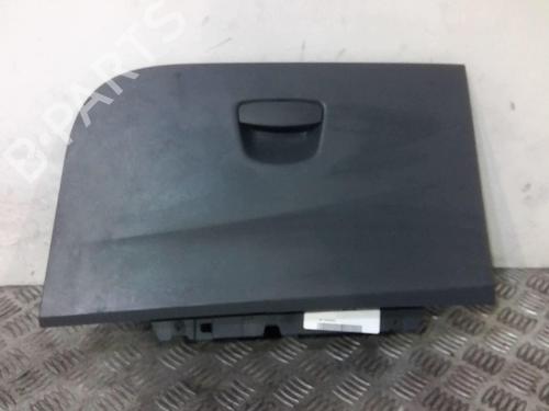 Used Glove box SEAT IBIZA IV (6J5, 6P1) 1.6 TDI (90 hp) 21817164