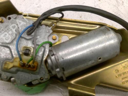 Used Rear wiper motor Rear wiper motor RENAULT 19 II (B/C53_) 1.8 (5/353A) (90 hp) 33803702 33803702