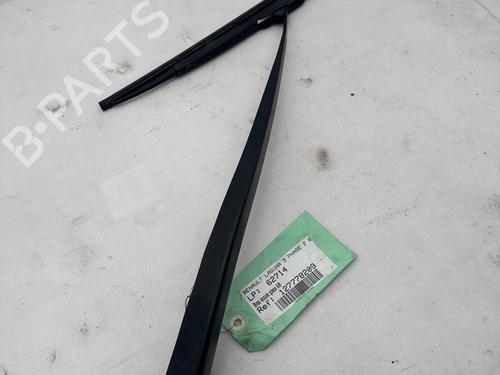 Used Rear windshield wiper arm Rear windshield wiper arm 37418529 37418529