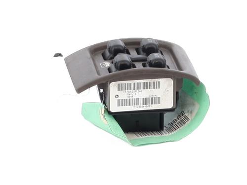 Left rear window switch CHRYSLER PT CRUISER (PT_) 2.2 CRD | BP30159463I29