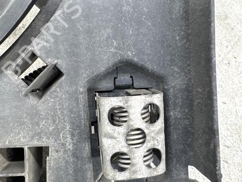 Used Radiator fan Radiator fan 37690316 37690316