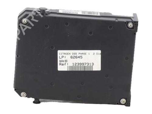 Fuse box CITROËN DS5 2.0 HDi 165 | BP33857447E1 - Image 2