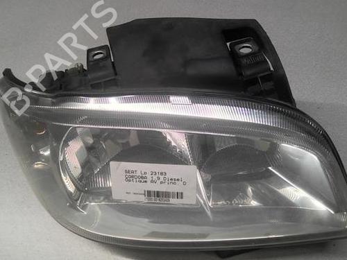 Used Right headlight Right headlight SEAT CORDOBA Vario (6K5) 1.9 SDI (68 hp) 21999301 21999301