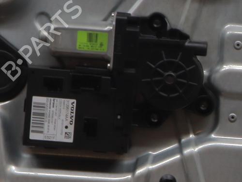 Used Front right window mechanism Front right window mechanism VOLVO C30 (533) 1.6 D (109 hp) 34573735 34573735