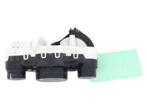 Used Climate control Climate control FORD FIESTA VI (CB1, CCN) 1.5 TDCi (75 hp) 31288040 31288040