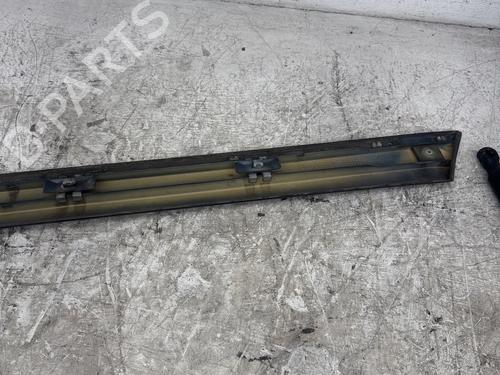 Used Door moulding trim Door moulding trim MERCEDES-BENZ S-CLASS (W220, V220) S 320 (220.065, 220.165) (224 hp) 39986458 39986458
