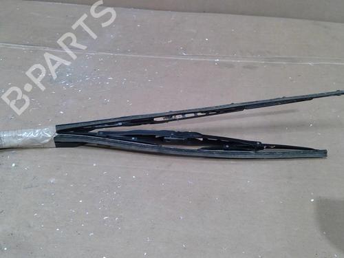 Used Front windshield wiper arm Front windshield wiper arm 30562515 30562515