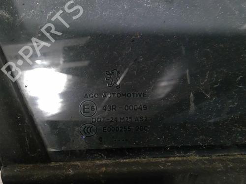 Front right quarter glass PEUGEOT 407 (6D_) 2.0 HDi 135 (6DRHRH, 6DRHRE, 6DRHRG, 6DRHRJ) | BP31927403C112