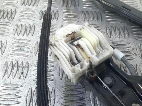 Front right window mechanism BMW 1 (E87) 118 d | BP20363763C23 