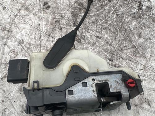rear-right-lock-peugeot-208-i-ca_-cc_-2012-2013-2014-2015-2016-2017-2018-2019-2020-2021-36761311 main image