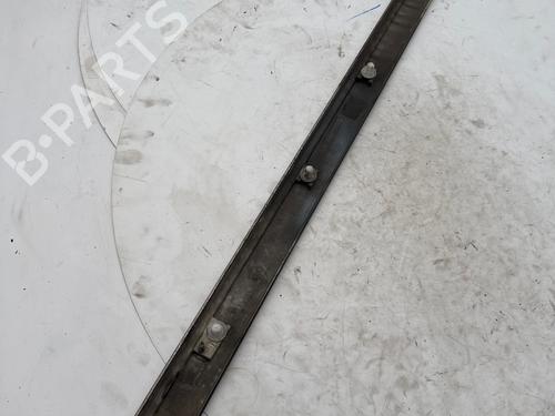 Dørliste Dørliste PEUGEOT 407 (6D_) 1.6 HDi 110 (6D9HZC, 6D9HYC) (109 hp) 34224495 34224495