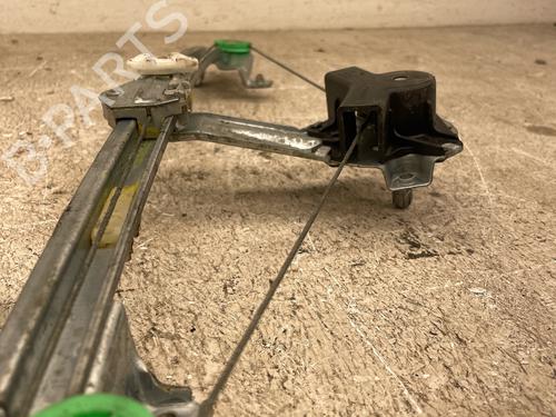 Used Rear right window mechanism Rear right window mechanism OPEL VECTRA A (J89) 2.0 i (F19, M19) (115 hp) 36591401 36591401