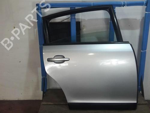 Used Right rear door Right rear door 20352068 20352068