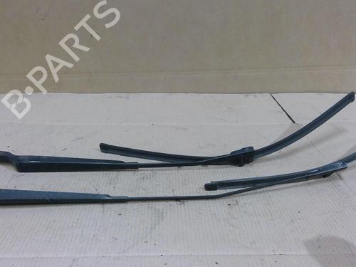 Used Front windshield wiper arm CITROËN C5 II (RC_) 2.0 HDi (RCRHRH) (136 hp) 29748701