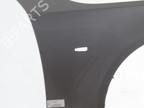 Right front fenders BMW 5 (E60) 520 i | BP24964794C42 