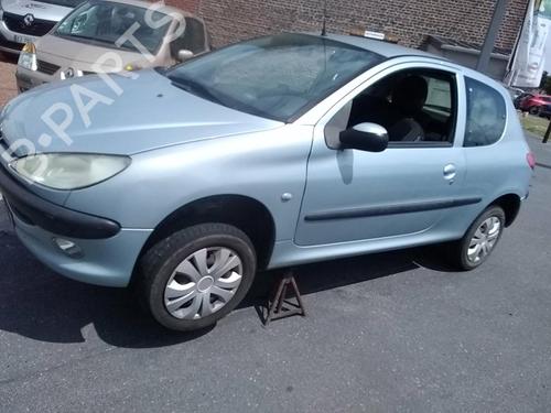 Right taillight PEUGEOT 206 Hatchback (2A/C) 1.4 i | BP20359525C35 
