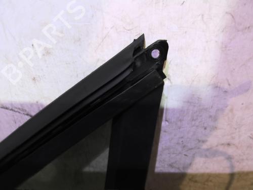 Front right quarter glass PEUGEOT 208 I (CA_, CC_) 1.0 VTi | BP20353898C112