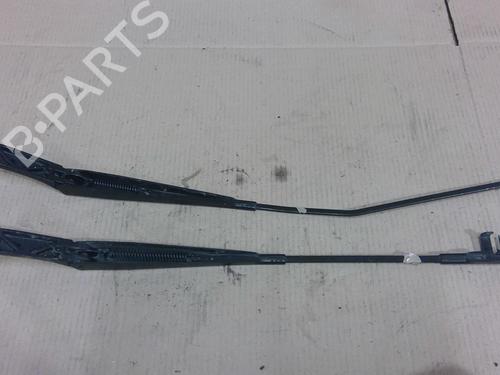 Used Front windshield wiper arm Front windshield wiper arm 29748708 29748708