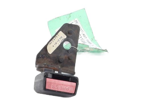 Used Seat buckle PEUGEOT 407 (6D_) 2.0 HDi 135 (6DRHRH, 6DRHRE, 6DRHRG, 6DRHRJ) (136 hp) 31287697